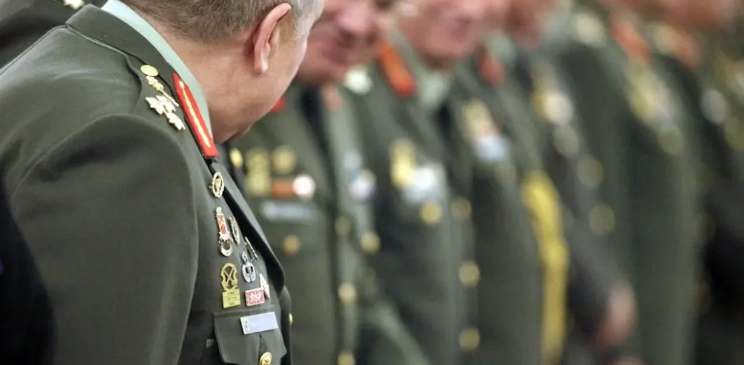 Αμεσα νέο πακέτο πληρωμών για 50.000 απόστρατους–ΠΟΙΟΙ ΔΕΝ θα πάρουν και γιατί