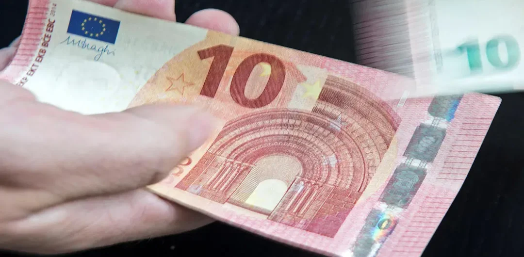 Ένα δεκάρικο η αύξηση για τους έχοντες προσωπική διαφορά