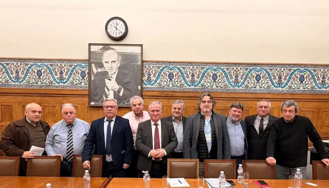 Συνάντηση ΠΟΑΣΑ με ΠΑΣΟΚ στη Βουλή – Τι συζητήθηκε